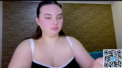 Snapshot of dreamyblushfairy chatting on 04-30-26, 07:04 Mila online show from 04-30-26, 07:04