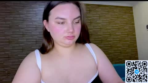 Snapshot of dreamyblushfairy chatting on 05-02-26, 07:02 Mila online show from 05-02-26, 07:02