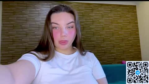 Snapshot of dreamyblushfairy chatting on 05-05-26, 07:05 Mila online show from 05-05-26, 07:05
