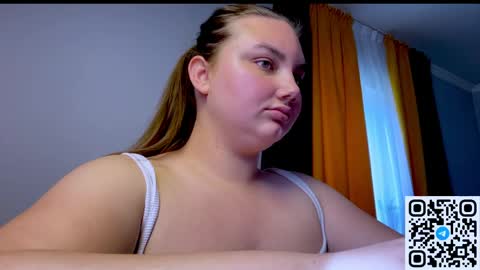 Snapshot of dreamyblushfairy chatting on 05-28-26, 03:31 Mila online show from 05-28-26, 03:31
