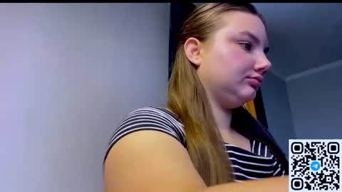 Snapshot of dreamyblushfairy chatting on 06-14-26, 02:08 Mila online show from 06-14-26, 02:08