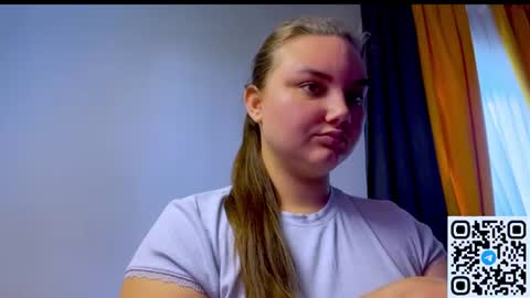 Snapshot of dreamyblushfairy chatting on 06-17-26, 02:18 Mila online show from 06-17-26, 02:18