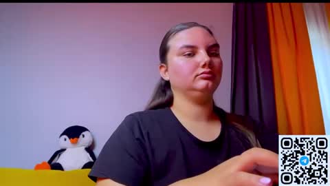 Snapshot of dreamyblushfairy chatting on 07-14-26, 04:23 Mila online show from 07-14-26, 04:23