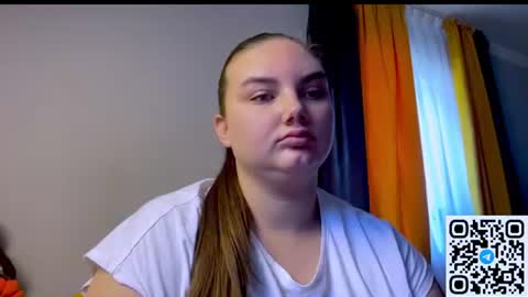Snapshot of dreamyblushfairy chatting on 07-16-26, 08:20 Mila online show from 07-16-26, 08:20