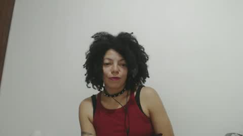 DreamyLatina online show from 02-11-25, 02:03