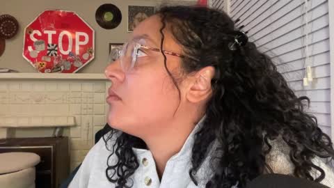 Snapshot of dreamyriri chatting on 12-12-24, 02:04 RIRI OR DREAMY online show from 12-12-24, 02:04