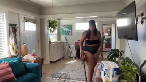 Snapshot of dreamyriri chatting on 12-15-24, 09:20 RIRI OR DREAMY online show from 12-15-24, 09:20