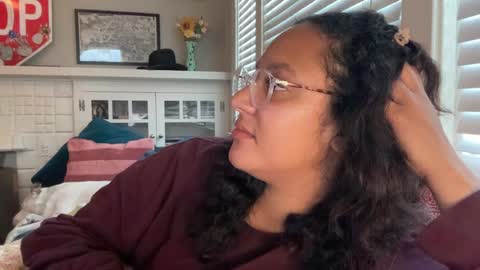 Snapshot of dreamyriri chatting on 01-26-25, 04:09 RIRI OR DREAMY online show from 01-26-25, 04:09