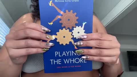 Snapshot of dreamyriri chatting on 02-21-25, 11:32 RIRI OR DREAMY online show from 02-21-25, 11:32