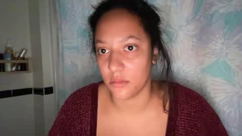 Snapshot of dreamyriri chatting on 10-19-25, 02:40 RIRI OR DREAMY online show from 10-19-25, 02:40