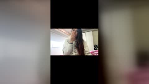 dreinafoxx online show from 04-19-26, 06:32