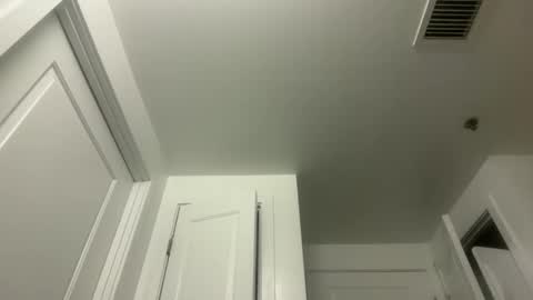 Snapshot of drewmackin05 chatting on 02-16-26, 11:34 drewmackin05 online show from 02-16-26, 11:34