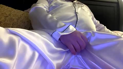Snapshot of drfantasdick chatting on 02-08-25, 09:13 Big Dick Medicine online show from 02-08-25, 09:13