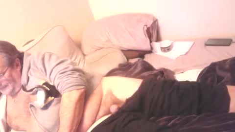 Dr. Feelgood online show from 11-30-25, 04:49