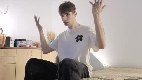 Mark online show from 12-19-25, 04:03