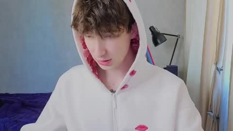 Mark online show from 04-21-26, 01:50