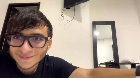 Snapshot of dripale chatting on 02-23-26, 02:31 Ale online show from 02-23-26, 02:31