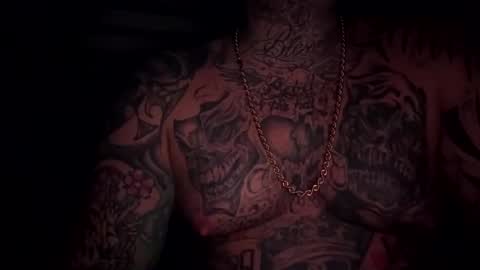 Snapshot of drippinggenie chatting on 01-02-25, 01:49 drippinggenie online show from 01-02-25, 01:49