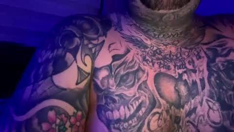 Snapshot of drippinggenie chatting on 02-12-25, 09:33 drippinggenie online show from 02-12-25, 09:33