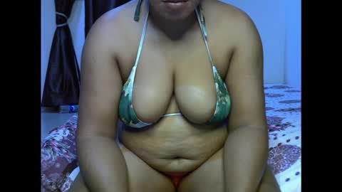 Snapshot of drippingnwet chatting on 03-15-26, 08:04 drippingnwet online show from 03-15-26, 08:04