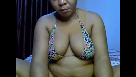 Snapshot of drippingnwet chatting on 03-19-26, 02:26 drippingnwet online show from 03-19-26, 02:26