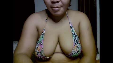 Snapshot of drippingnwet chatting on 04-16-26, 12:55 drippingnwet online show from 04-16-26, 12:55
