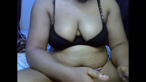 Snapshot of drippingnwet chatting on 04-16-26, 06:41 drippingnwet online show from 04-16-26, 06:41