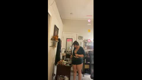 Drippy kitty  online show from 03-22-26, 09:56