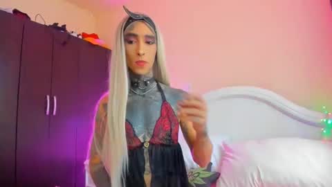 drippyorlove online show from 01-24-25, 10:30