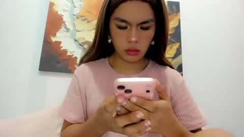 miss. Erika online show from 05-10-26, 12:05