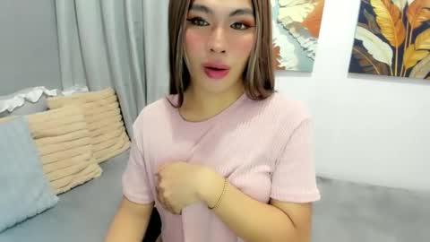miss. Erika online show from 05-23-26, 06:51