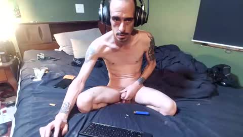 Snapshot of drkstar82 chatting on 10-28-25, 10:01 Dark Star online show from 10-28-25, 10:01