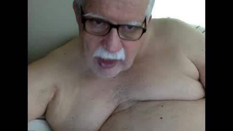 Snapshot of drnick069 chatting on 05-27-26, 02:25 drnick069 online show from 05-27-26, 02:25