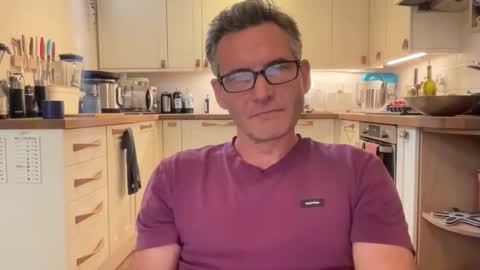 Nick online show from 09-14-25, 01:43