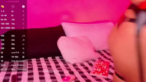 Snapshot of drooling4daddy chatting on 09-09-25, 02:55 drooling4daddy online show from 09-09-25, 02:55