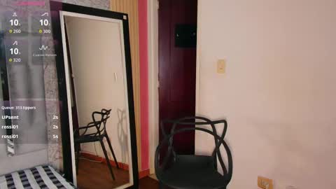 Snapshot of drooling4daddy chatting on 10-06-25, 12:41 drooling4daddy online show from 10-06-25, 12:41