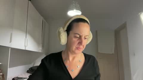 Snapshot of drresa chatting on 01-09-26, 07:04 Dr. Resa online show from 01-09-26, 07:04