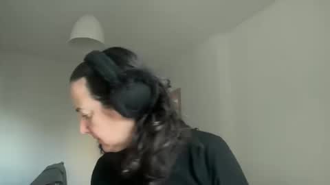 Snapshot of drresa chatting on 02-05-26, 08:08 Dr. Resa online show from 02-05-26, 08:08