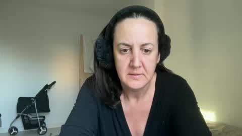 Snapshot of drresa chatting on 02-07-26, 07:12 Dr. Resa online show from 02-07-26, 07:12