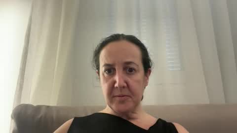 Snapshot of drresa chatting on 02-20-26, 11:22 Dr. Resa online show from 02-20-26, 11:22
