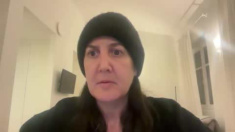 Snapshot of drresa chatting on 03-12-26, 06:36 Dr. Resa online show from 03-12-26, 06:36