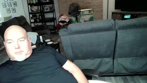 Snapshot of drthomaswayne chatting on 11-20-25, 05:12 drthomaswayne online show from 11-20-25, 05:12