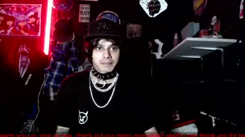 Snapshot of drumcore_01 chatting on 06-10-26, 12:22 Drum-Core online show from 06-10-26, 12:22