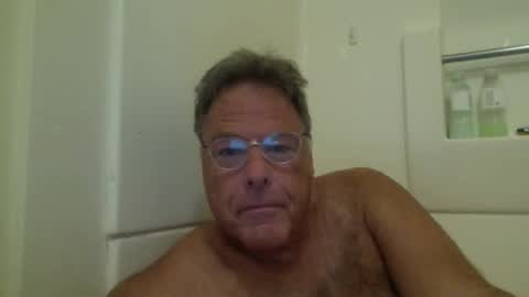 Snapshot of drummersrock92118 chatting on 04-11-26, 09:57 drummersrock92118 online show from 04-11-26, 09:57