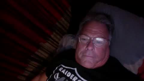 Snapshot of drummersrock92118 chatting on 04-11-26, 11:31 drummersrock92118 online show from 04-11-26, 11:31