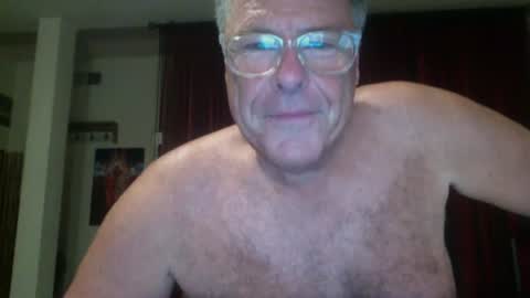 Snapshot of drummersrock92118 chatting on 07-06-26, 01:52 drummersrock92118 online show from 07-06-26, 01:52