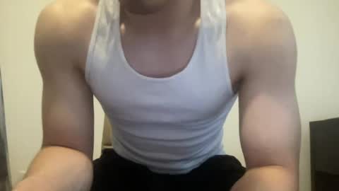Snapshot of drveucrzy chatting on 07-06-26, 09:28 driveucrzy online show from 07-06-26, 09:28