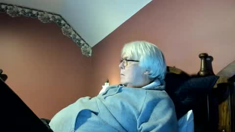 Doug online show from 12-04-25, 02:32