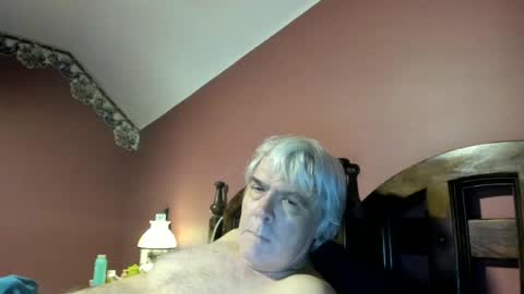 Snapshot of dug38 chatting on 06-28-26, 04:24 Doug online show from 06-28-26, 04:24