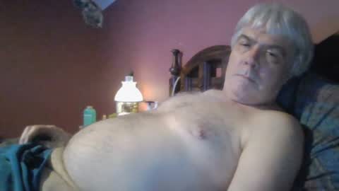 Snapshot of dug38 chatting on 07-15-26, 04:01 Doug online show from 07-15-26, 04:01